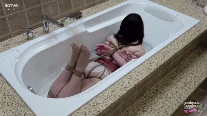 Screenshot 7 from Jinan Rope: Mansion Tieying – Captive in a Chinese Hogtie