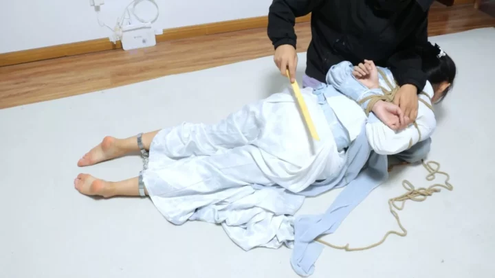 Screenshot 8 from Deeco Studio: Xiaoxue’s Ancient Ordeal – Bound, Gagged & Poisoned