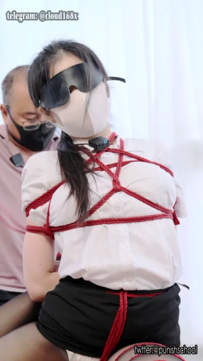 Screenshot 5 from Punishment Academy: Sisi’s Ultimate Frogtie & Strappado Ordeal