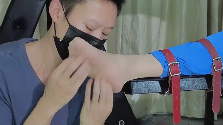 Screenshot 4 from Sakura Bunch: Caught Cheating – Public Humiliation Exam Punishment