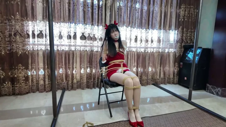 Screenshot 4 from XiaoYao: Christmas Surprise – Bound in Festive Style