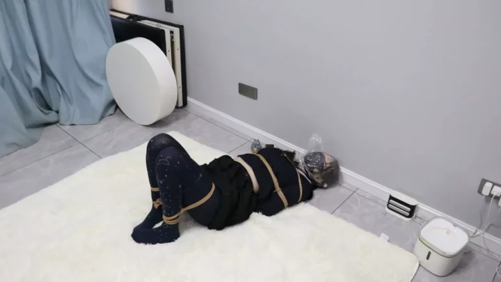 Screenshot 8 from 18-year-old female college hypnosis suffocation execution