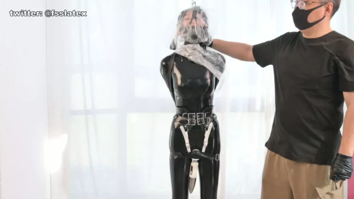 Screenshot 9 from Fetish Slave Studio: Latex Girl’s Muzzle & Breathplay
