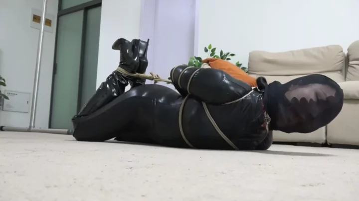 Screenshot 6 from XiaoYao: The Unlucky Thief’s Tightening Predicament