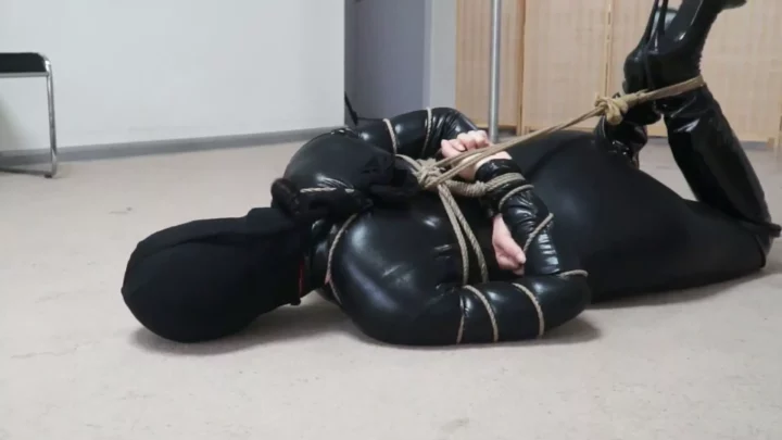 Screenshot 7 from XiaoYao: The Unlucky Thief’s Tightening Predicament