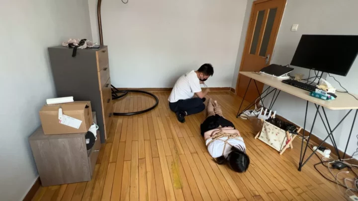 Screenshot 9 from Weiwei: Snake-Tied Hogtie & Gagged Struggle by Wan Nu Yuanchuàng