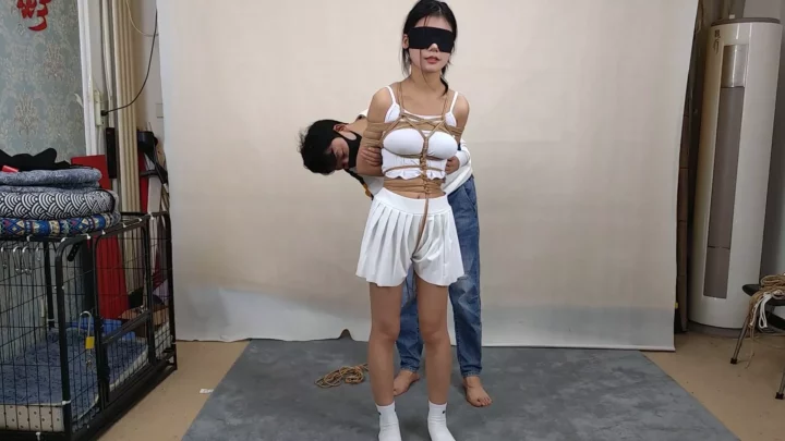Screenshot 3 from Willing Studio: Tangyuan’s Bound Cheerleader Predicament