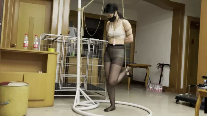 Screenshot 6 from Fu Yu: A’ran’s Extreme Five-Flower Incontinence Predicament