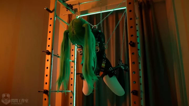 Mika’s Gantry Suspension: Crotch Breathing Tube