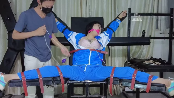 Sakura Bunch: Caught Cheating – Public Humiliation Exam Punishment