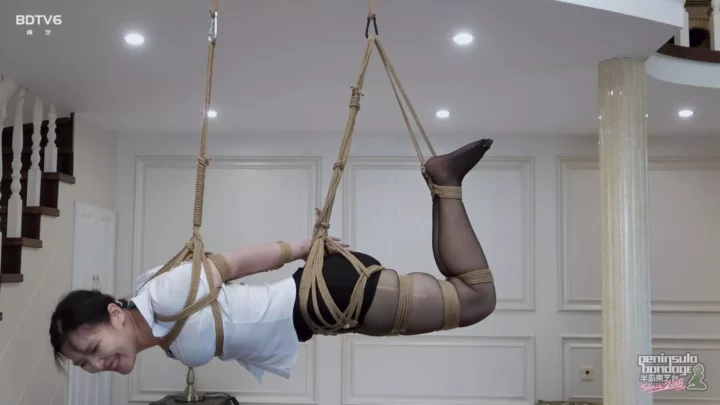 Jinan Rope: Zhao Yue’s First Suspension – Can She Endure?