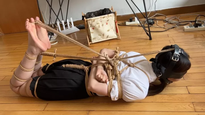 Weiwei: Snake-Tied Hogtie & Gagged Struggle by Wan Nu Yuanchuàng