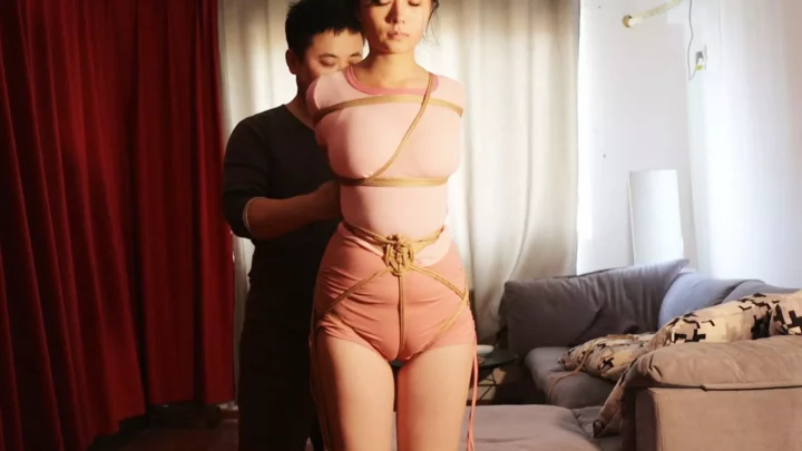 Screenshot 1 from Coco’s Route Tightness Experience: Back Straight Arm Bondage