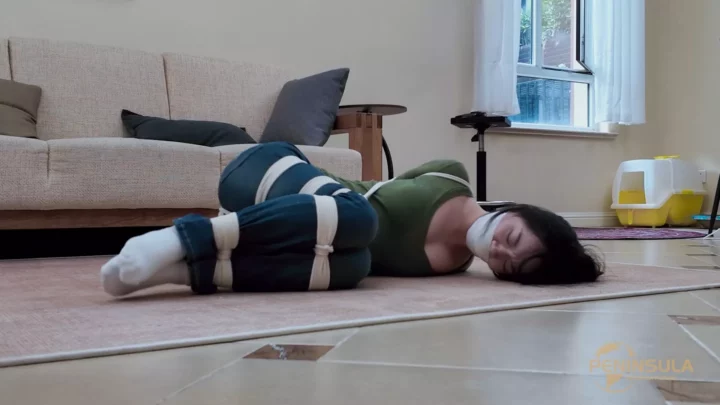 Screenshot 1 from Jinan Rope: Balltied Beauty’s Desperate Struggle, Part 2