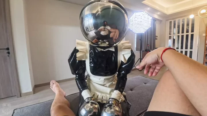 Screenshot 1 from Studio Bling: Latex Maid’s Ultimate Breathplay & Shrinkwrap Challenge