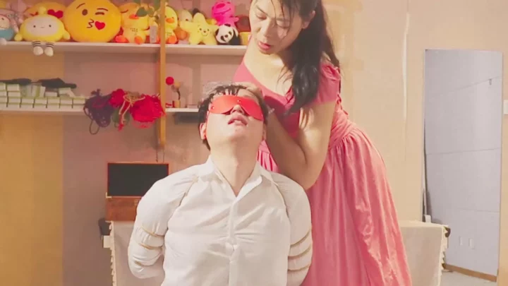 Screenshot 1 from Beloved by One Rope: A Thousand Threads of Chinese Bondage