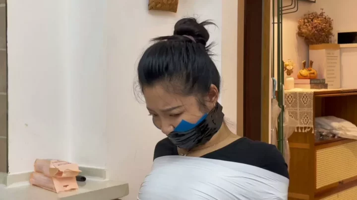 Screenshot 9 from Bound Art Records: Chinese Hogtie & Tape Gag Artistry