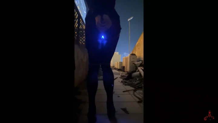 Screenshot 3 from Hemminger: Chinese Trainee’s Intense Steel Hook Ordeal