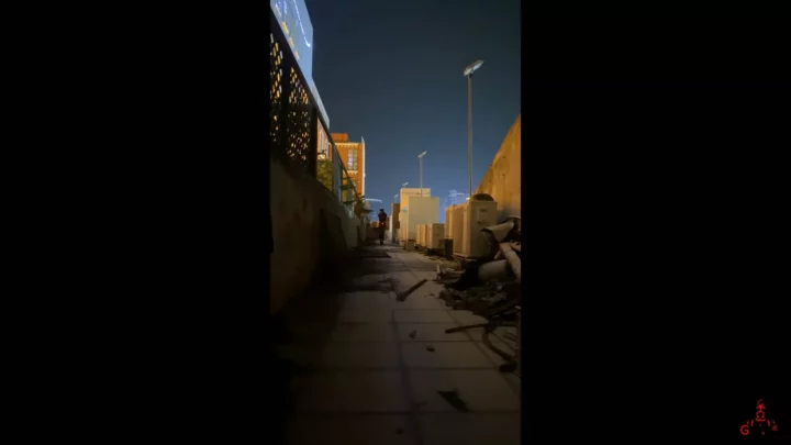 Screenshot 4 from Hemminger: Chinese Trainee’s Intense Steel Hook Ordeal