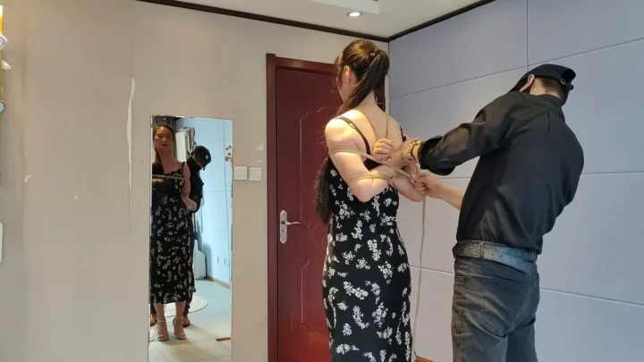 Screenshot 2 from Zi Han’s Elegant Rope Art Interview: Tight Bondage Placement