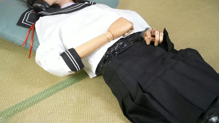 Screenshot 6 from Elephant Man Studio: My Robot Girlfriend’s Black Tape Mummy Predicament