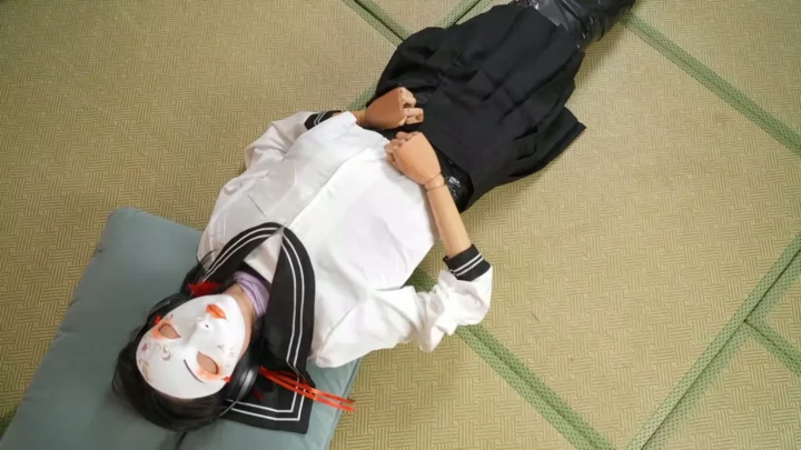 Screenshot 9 from Elephant Man Studio: My Robot Girlfriend’s Black Tape Mummy Predicament