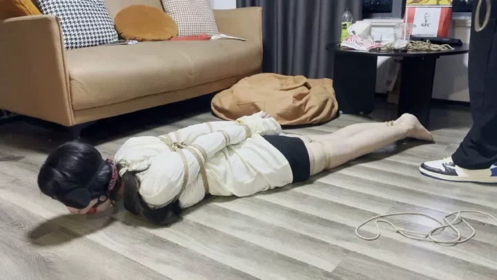 Screenshot 6 from Altman’s Chinese Hogtie: Daily Life, Bound & Gagged
