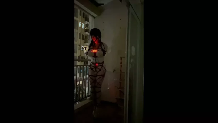 Screenshot 2 from Hemminger: Midnight Balcony Bondage Bust