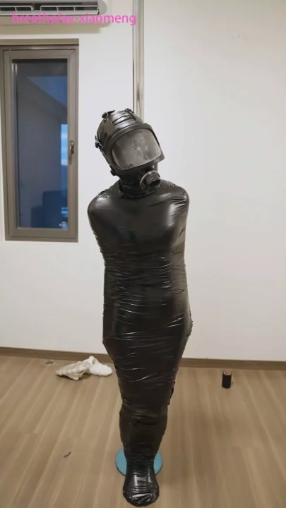 Screenshot 7 from Xiaomeng: Electrifying Mummification & Tape Gag Control
