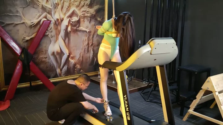 Screenshot 3 from Willing Studio: Yang Rui’s Shacklebound Treadmill Challenge
