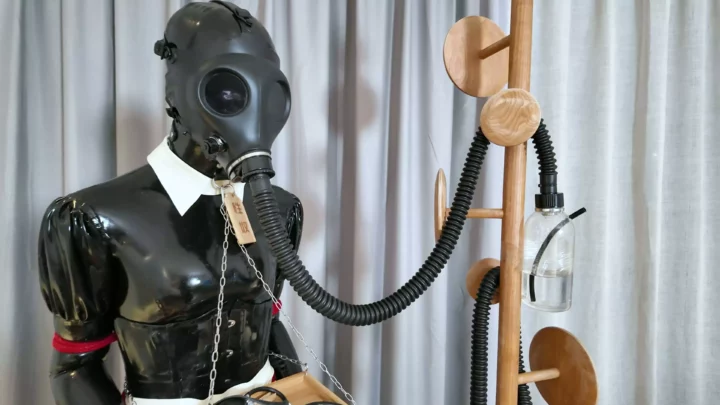 Screenshot 9 from ZHUA: Human Furniture II – Latex Maid Breathing Tray Ornaments