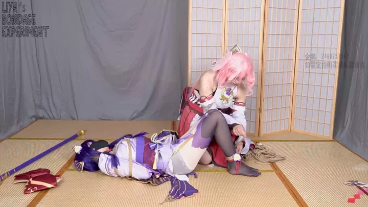 Screenshot 2 from Liya’s Raiden Shogun Cosplay: Bound in Electrifying Bondage
