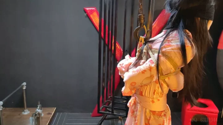 Screenshot 3 from Sakura Girl’s Ordeal: Tangyuan’s Brutal Horse Torture