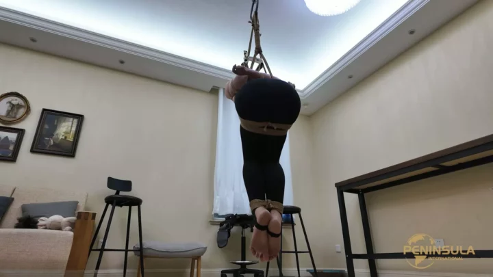 Screenshot 7 from Jinan Rope: Pedal Pants Punishment