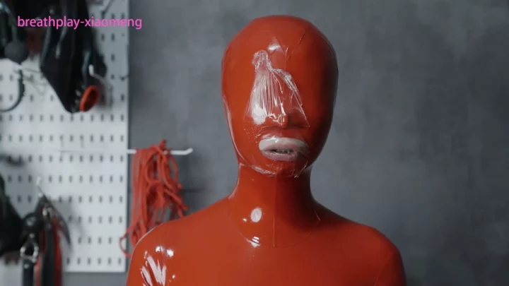 Screenshot 4 from Xiaomeng: Extreme Latex Suffocation & Vibrator Orgasm