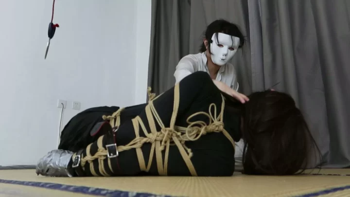 Screenshot 7 from Mask Man: Desperate Restraint – No Escape From This Bondage