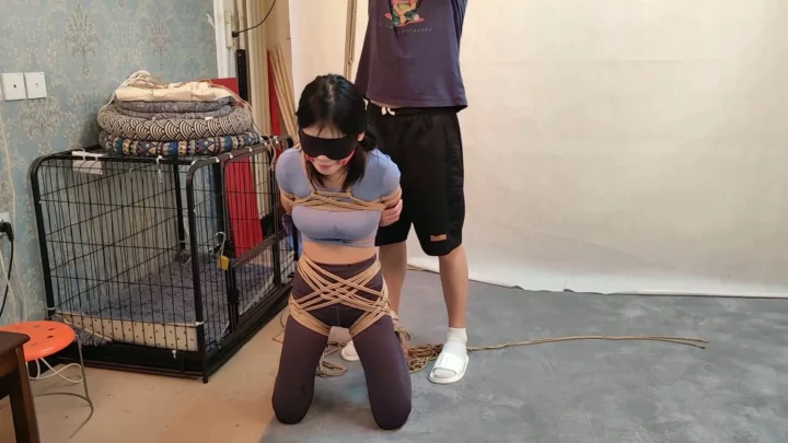 Screenshot 7 from Willing Studio: Tangyuan’s Aerial Yoga Bondage