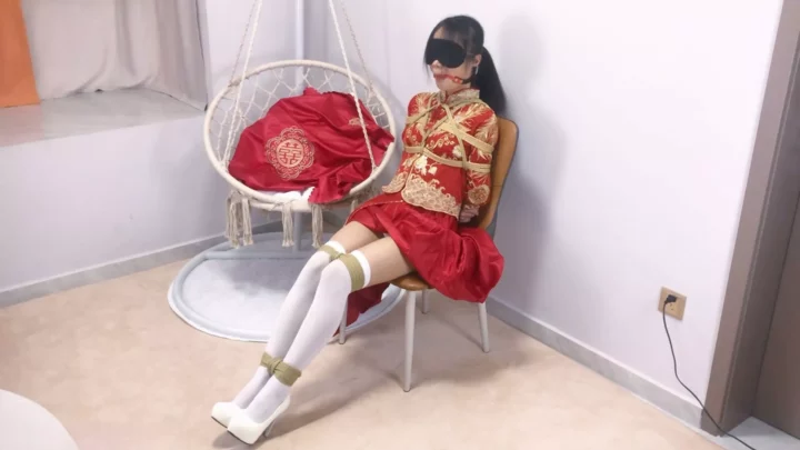 Screenshot 6 from Aww Meow: Chinese Bride’s Gagged Predicament