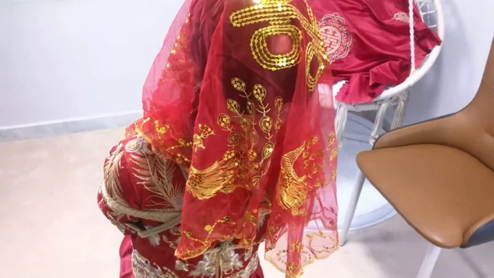 Screenshot 8 from Aww Meow: Chinese Bride’s Gagged Predicament