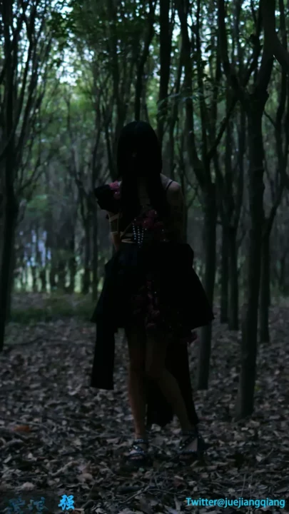Screenshot 3 from Juejiang: Forest Frogtie Follies – Bound & Teased Outdoors