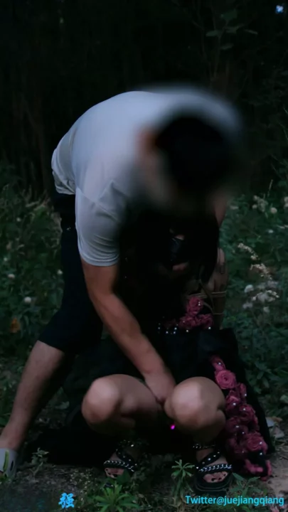 Screenshot 4 from Juejiang: Forest Frogtie Follies – Bound & Teased Outdoors