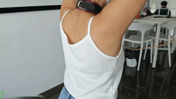 Screenshot 5 from Pineapple Photography: Debt Repayment in Bondage