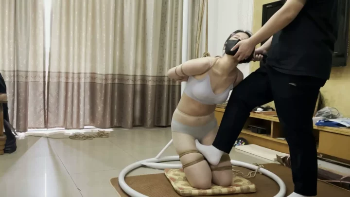 Screenshot 7 from Fu Yu: A’ran’s First Frogtie Suspension Training