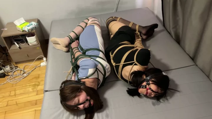 Screenshot 9 from Wan Nu Yuanchuàng: Two Sisters Hogtied in Extreme Bondage