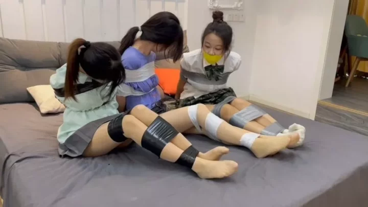 Bound Art Records: Chinese Trio’s Extreme Escape Challenge 2