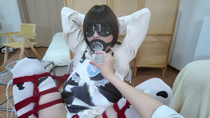 Screenshot 1 from ZHUA: M-Shaped Frogtie & Gagged Enema Fun