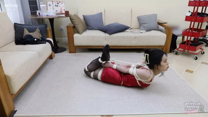 Screenshot 1 from Jinan Rope: Haiyu’s Extreme Horse Placement Challenge