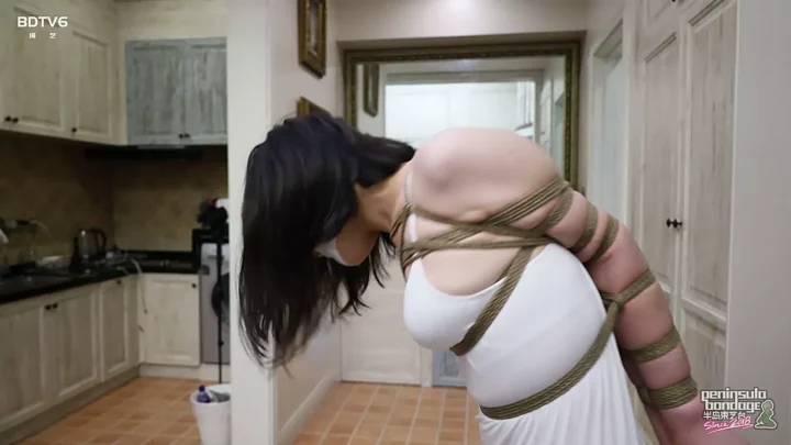 Screenshot 5 from Jinan Rope: Abandoned & Hogtied by the Crew