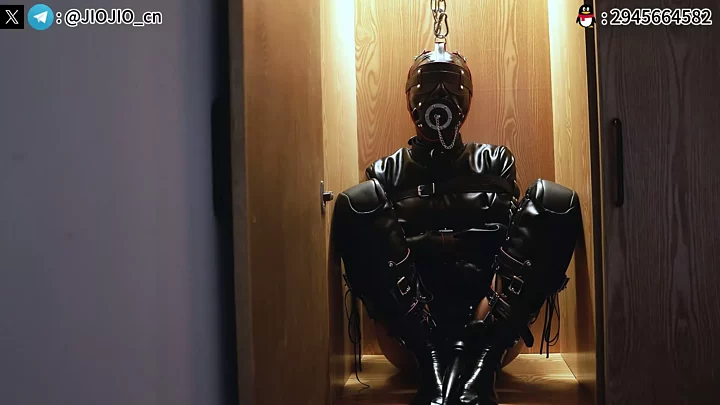 Screenshot 4 from Wardrobe prison