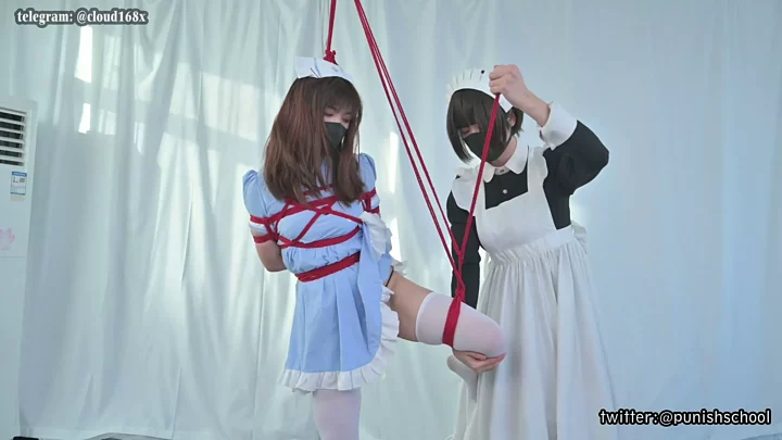 Screenshot 3 from Lily Maid Training